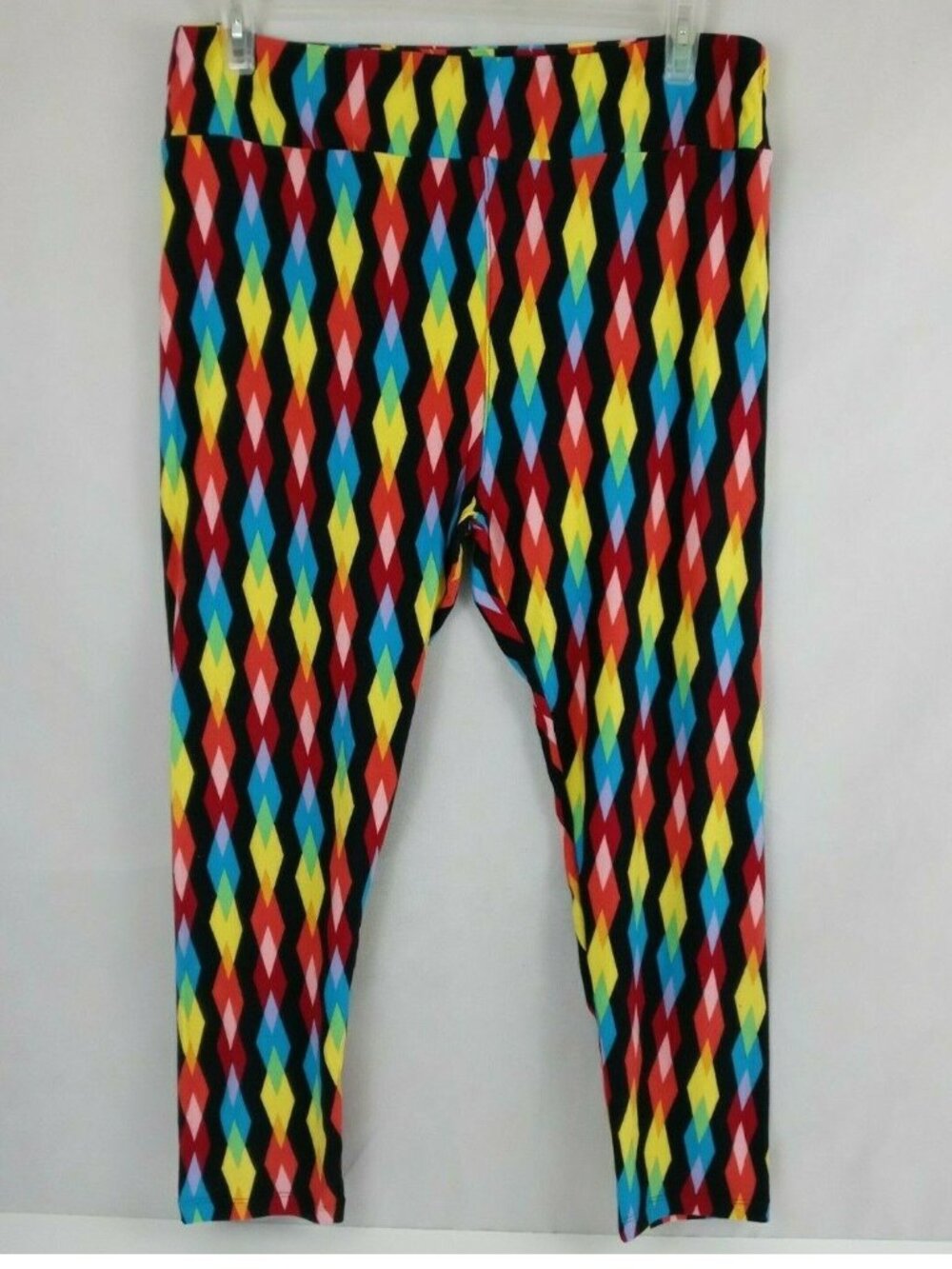 New LuLaRoe Tall & Curvy 2 Leggings Black With Colorful Diamonds Design